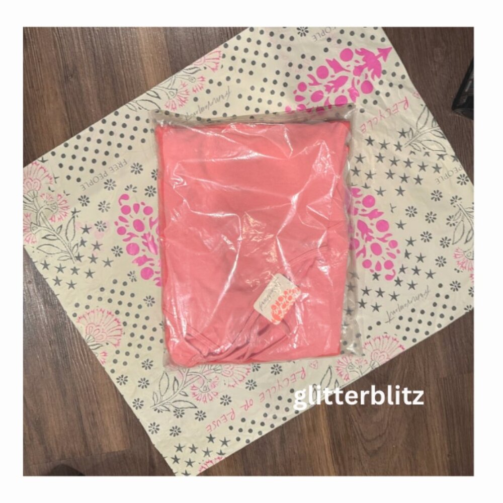 Free People Hot Shot Onesie Jumpsuit 🌷 Pink Tulip Hibiscus - Factory Sealed - Picture 7 of 9